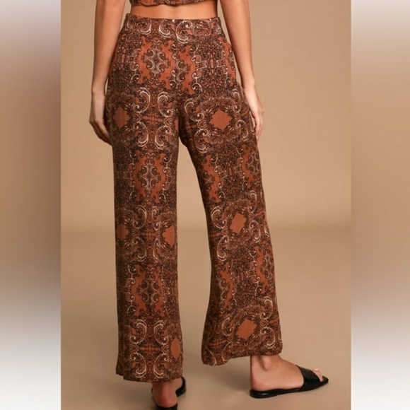 SOLD 💋 4/$14 Amuse Society Paradise Wide Leg Cropped Pants - Picture 3 of 5